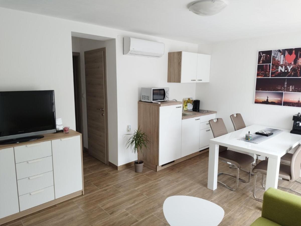 Ferienwohnung Mia Rijeka Exterior foto